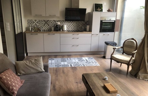 Chateaudun-Bannier House | Independent House in the City Center -Orleans