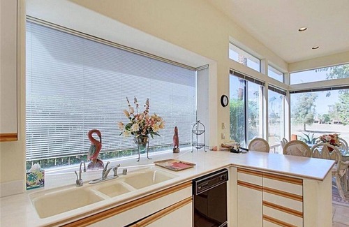 Desert Horizons Condo | Indian Wells 3 bedroom 3 bath Condo in exclusive Desert Horizons Country Club