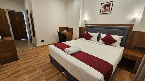 Shillong Hotel | INDIANA HILLS