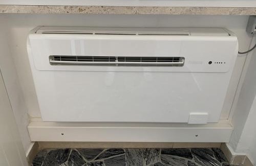 Ferrara Apartment | Indipendent Blue