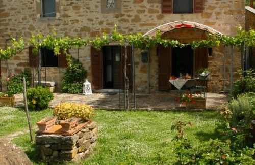 San Pietro a Cegliolo Villa | Indipendent house with 5 sleeps and private pool. Cortona