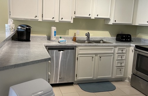 Hilton Head Island Condo | Indoor/Outdoor Pools/Hot Tub, Boogie Boards, Bikes Included in Your Family Vacay