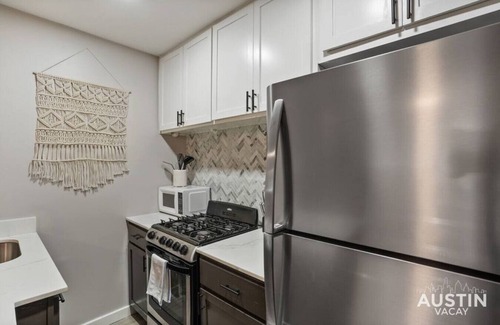 Westfield Apartment | Indulge in Downtown Austin | Apt Near Zilker Park