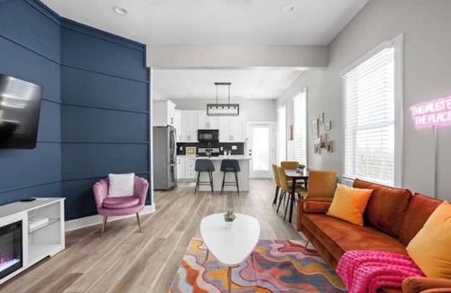 Indianapolis House | Indy Adventure: Hot Tub, Arcade, Grill, Sleeps 8!n