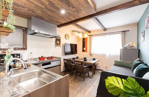 Nishinari House | Infini House Setsugetsu Within 6 minutes by train - INFINITE HOUSE / Osaka Nishinari-ku Ōsaka