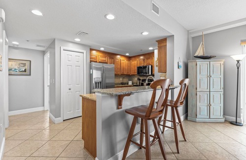 Daytona Beach Shores Condo | ⭐Infinite Ocean View-6th Floor Condo-Daytona Sanibel 601⭐