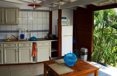 Bouillante House | Infiniti Blue (Case Colibri)