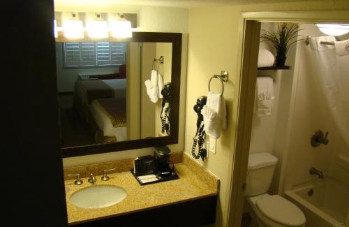 Guadalupe Hotel | Infinity Inn & Suites