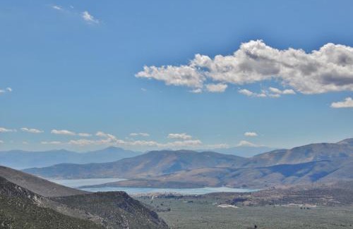 Delfoi Hotel | Iniohos Hotel