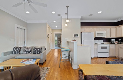 Seacrest Cottage | Inlet Beach 30A | Outdoor Pool, 2 Bikes | Peacock Cottage | Beach Getaways