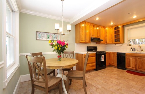 Sutter Creek Bed & Breakfast | Inn at 161