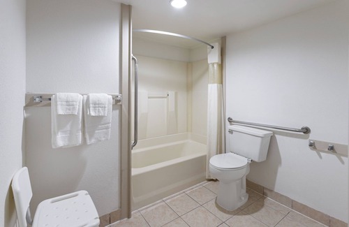 Galloway Hotel | INN AT ATLANTIC CITY HOTEL & BANQUET