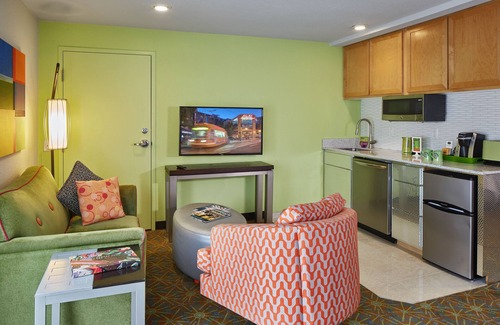 Alphabet Historic District Apartment | Inn at Northrup Station