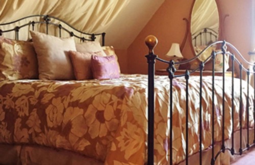 Chesapeake City Bed & Breakfast | Inn At The Canal Bed & Breakfast
