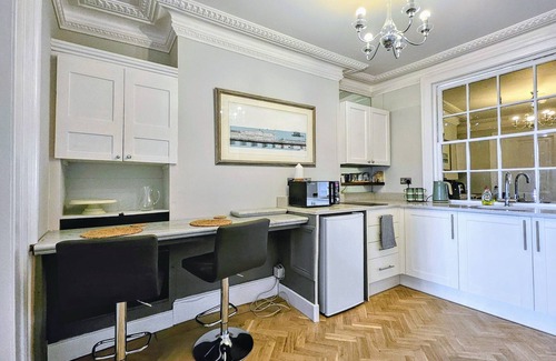 Brighton City Centre House | INNit Joy