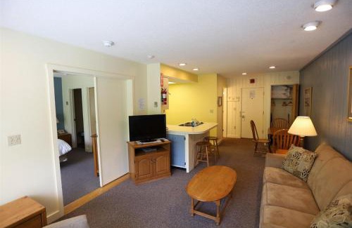 Waterville Valley House | Inns of WV 204