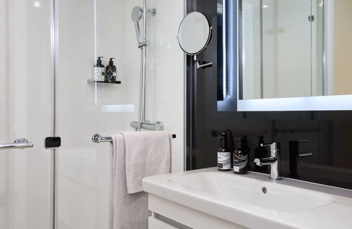 El Poble-sec Hotel | INNSiDE by Melia Barcelona Apolo