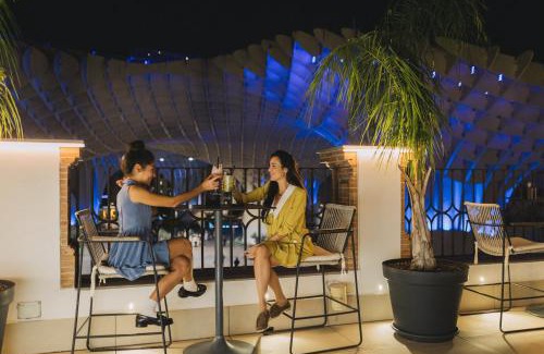 Encarnacion-Regina Hotel | Intelier Casa de Indias