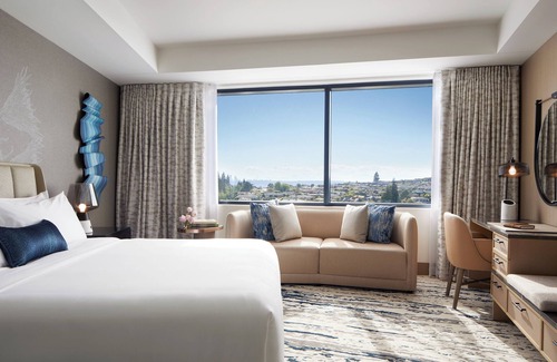 Northwest Bellevue Hotel | InterContinental Seattle Bellevue by IHG
