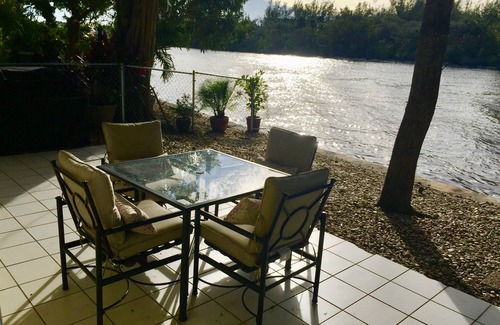 Deerfield Beach House | Intracoastal Waterfront Key West style Bungalow-Walk to Beach and Restaurants
