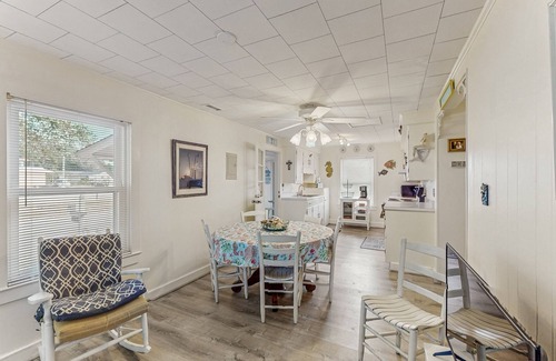 Shallotte House | Intracoastal Waterway-view cottage with private deck, & central AC