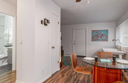 Sunnyside Condo | #InvestREPM SE Belmont Sunnyside Loft
