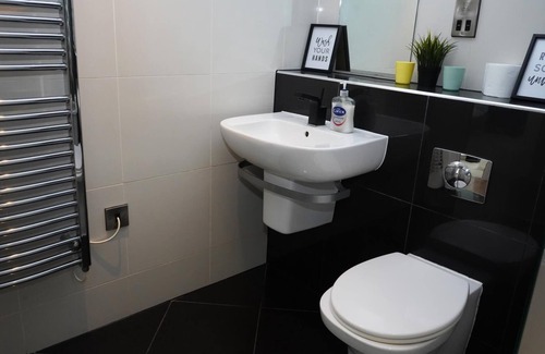 Sheffield Apartment | Inviting 2-bed Apartment in Sheffield