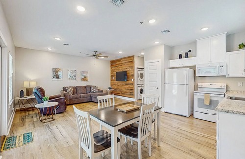 Fulton House | Inviting coastal home with shared pool and stocked pond