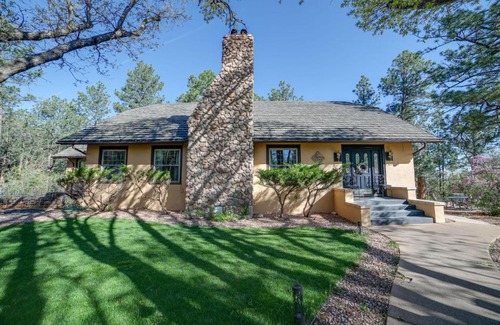 Broadmoor House | Inviting Colorado Springs House with Spacious Deck!