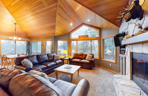 Deer Park House | Inviting house with hot tub, game tables, bikes, & partial mountain view