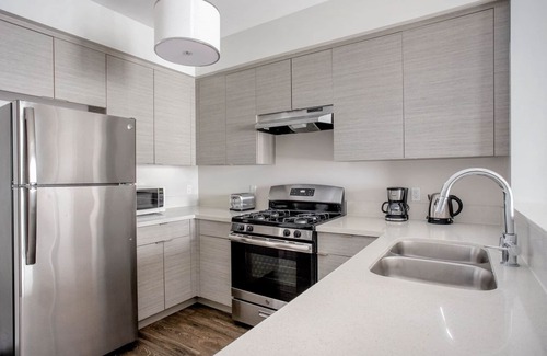 NoHo Arts District Apartment | Inviting North Hollywood 1BR w/Roof Terrace, nr Bars, by Blueground