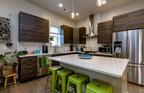 Highland House | Inviting space for groups in the heart of LoHi!
