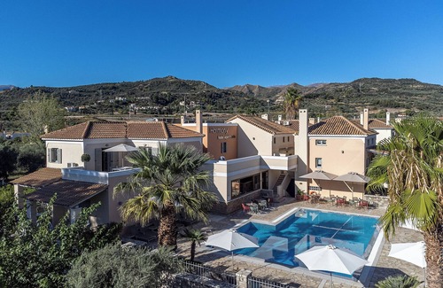 Longos Apartment | IOLI - IRIS Apartments (32m² for 2-3 persons)