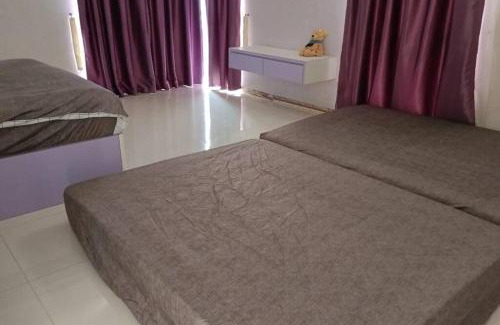 Ipoh House | Ipoh Botani nadya 3storey 5br 19 pax