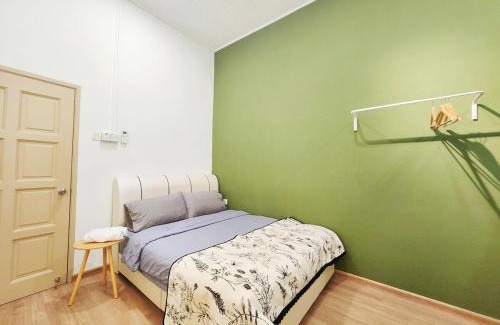 Pasir Puteh Baharu House | Ipoh pasir puteh vibrant home 4br 15 pax