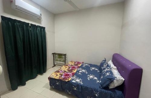 Beserah House | Irdina Homestay Islamic Beserah, Kuantan