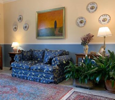 Baronissi Bed & Breakfast | Iride Bed and Breakfast