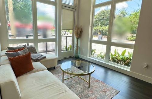 Home Park Apartment | Irie Luxury Loft