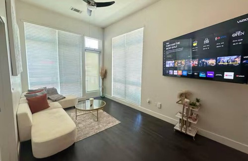 Home Park Apartment | Irie Luxury Loft