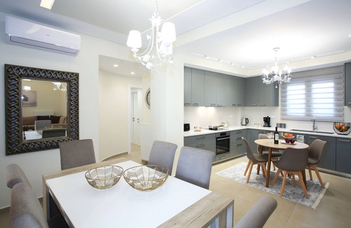 Gazi Apartment | Irini’s Stylish Apartment