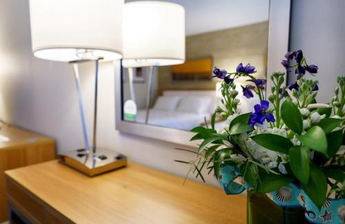 Teaticket Hotel | Iris Hotel Cape Cod