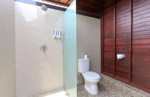 Mushroom Bay Hotel | Island Cabanas Mushroom Beach!nBungalow Nusa Lembongan