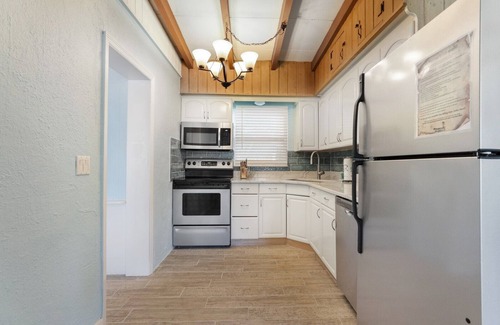 Anna Maria Villa | Island Gem B 2 Bedroom Villa by RedAwning