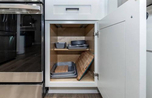 Tranquil Harbour House | Island Joy - Newly Renovated/Walk to the Beach!