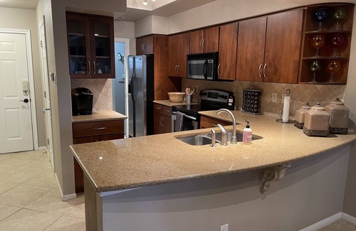 Highland Lake Estates Condo | Island on Lake Travis Luxury Lake Escape