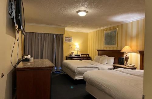 Downtown Victoria Hotel | Island Travel Inn