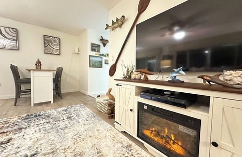 Isles of Capri House | Isles Of Capri, Naples & Marco Island area 2bed/2bat house dock & pool