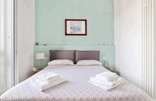 Zona Farini Apartment | Isola View Renovated Apartment