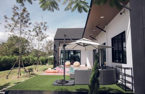 Nong Sarai Villa | Issara Private Pool Villa Khaoyai Villa A