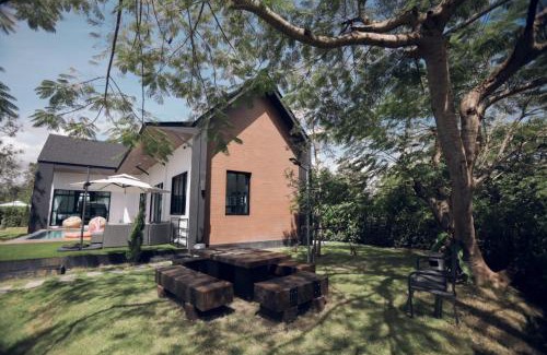 Nong Sarai Villa | Issara Private Pool Villa Khaoyai Villa A